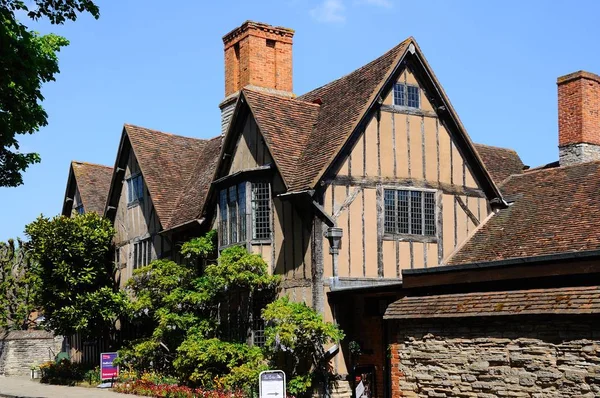 Hallen Kate, shakespeare Töchter Haus entlang der Altstadt, gehörte Susanna Hall und dr. john Hall, Stratford-upon-avon, uk. — Stockfoto