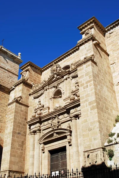 Almeria Cathedral entrance, Almeria, Espanha . — Fotografia de Stock