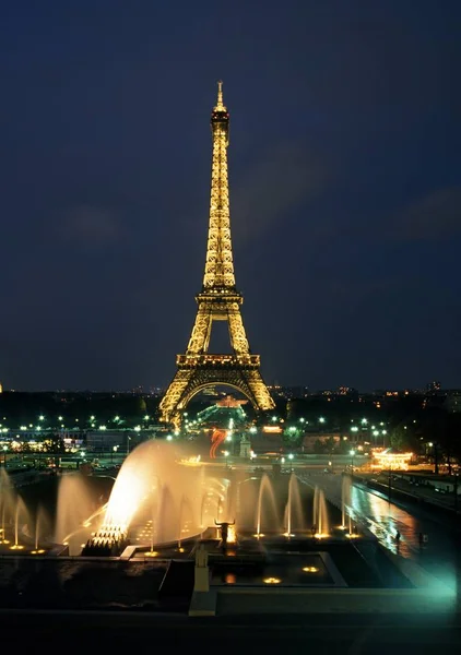 Eiffel Tower at night, Paris, France. — Stock Photo, Image