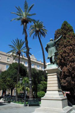 Emilio İspanya heykeli elini kaldırdı hava, Cadiz, İspanya.