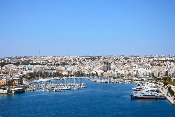 Vue vers Senglea et Vittoriosa depuis La Valette, Malte . — Photo