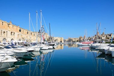 Görünümü Vittoriosa ve Senglea Marina Senglea ile sol el yan ve Vittoriosa sağa, Vittoriosa (Birgu), Malta.