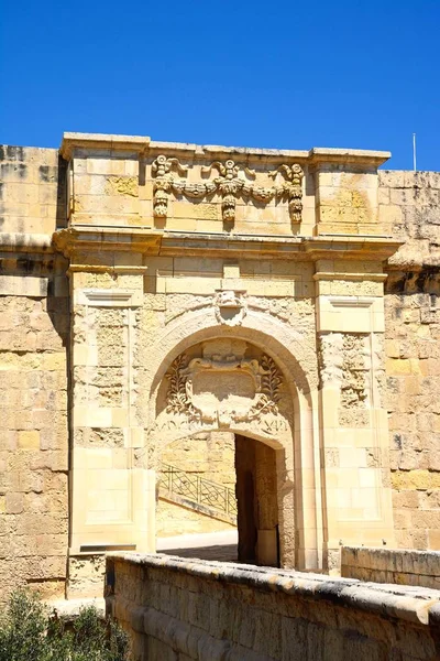 St John bastion és speciális kapu, Vittoriosa, Málta. — Stock Fotó