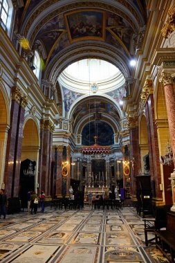 St Paul Katedrali olarak da bilinen Mdina katedral içinde görünüm, Mdina, Malta.