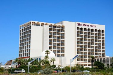 Crowne Plaza hotel, Vilamoura, Portekiz görünümünü.