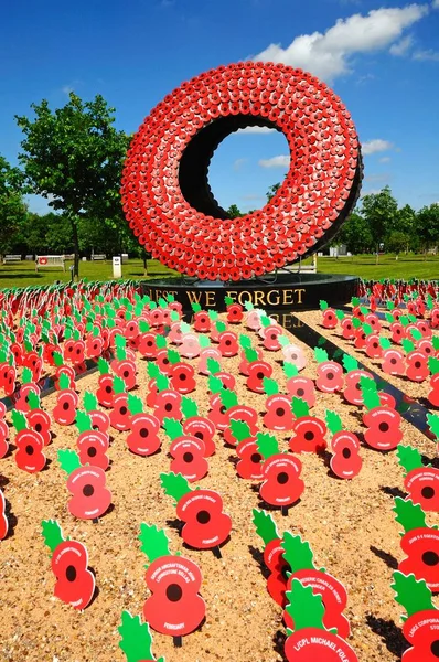 The Never forget Memorial Garden, National Memorial Arboretum, Alrewas, Storbritannien. — Stockfoto