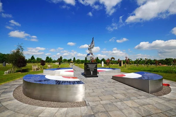 The Royal Airforces Association Memorial, National Memorial Arboretum, Alrewas, Reino Unido . — Foto de Stock