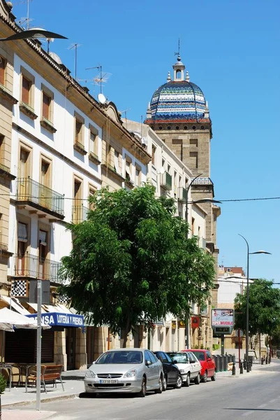 Menara lonceng Hospital de Santiago di sepanjang Carrera Obispo Cobos Mesones, Ubeda, Spanyol . — Stok Foto