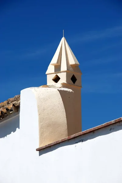 Chimenea decorativa, Arcos de la Frontera, España . — Foto de Stock