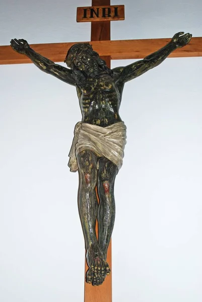 西班牙马拉加省Mijas Los Remedios教堂十字架上的基督女神像 又名Santana教堂 — 图库照片