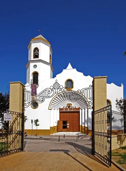 Fuengirola Spain Augaugust 2008 Front View Our Lady Carmen Parish — 스톡 사진