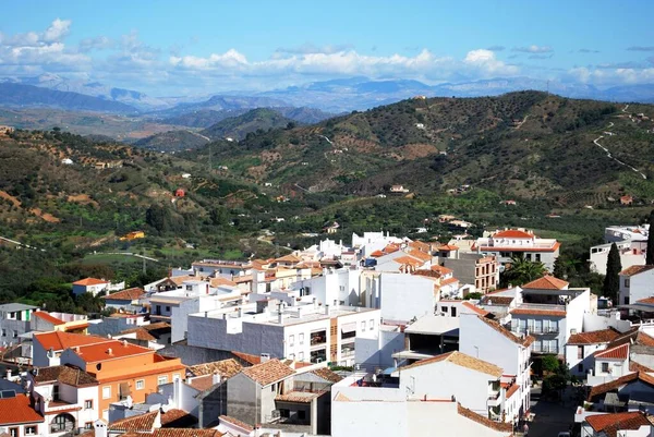 Monda Espanha Outubro 2008 Vista Sobre Telhados Com Colinas Montanhas — Fotografia de Stock