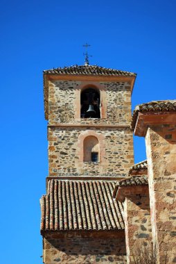 Kasaba meydanındaki Santa Ana Kilisesi, Cadiar, Las Alpujarras, Granada Eyaleti, İspanya, Batı Avrupa.