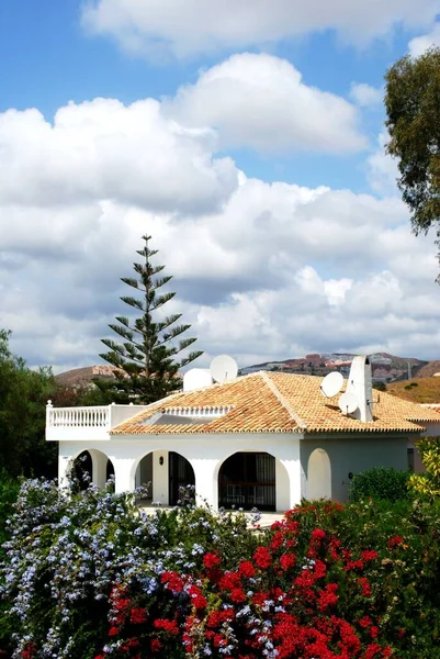 Τυπικό Ισπανικό Στυλ Whitwashed Villa Urbanisation Calypso Mijas Costa Costa — Φωτογραφία Αρχείου