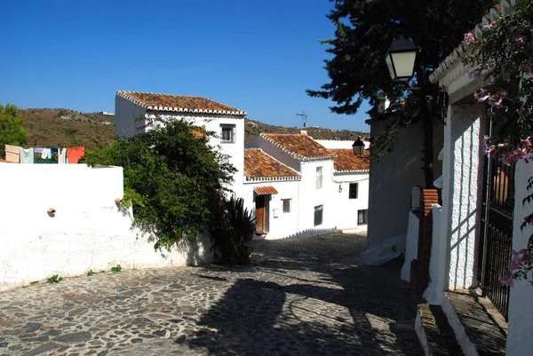 Herenhuizen Aan Een Dorpsstraat Macharaviaya Provincie Malaga Andalusië Spanje West — Stockfoto