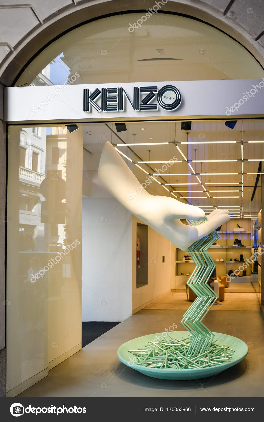 kenzo italy store