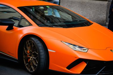 Milan, İtalya - 24 Eylül 2017: Lamborghini arabaya Montenapo