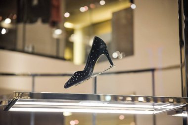 Milan, İtalya - 24 Eylül 2017: Max Mara mağaza Milano'da. Fas