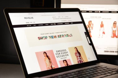 Milan, İtalya - 7 Mayıs 2017: Web sitesi ana döner. Bir fas olduğunu