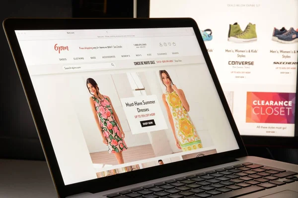 Milan, İtalya - 2017:6 7 Mayıs pm Web sitesi ana. Bir moda olduğunu