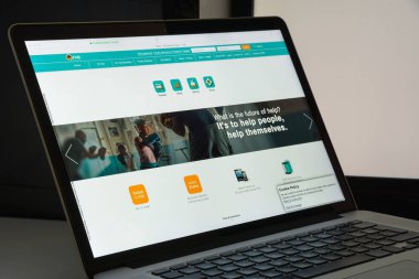 Milan, İtalya - 10 Ağustos 2017: Fnb banka Web sitesi ana. Bu