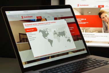 Milan, İtalya - 10 Ağustos 2017: Scotiabank banka Web sitesi ana sayfa