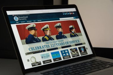 Milan, İtalya - 10 Ağustos 2017: İç güvenlik web sitesi homepa