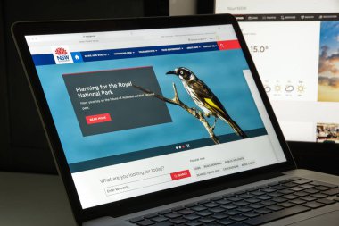 Milan, İtalya - 10 Ağustos 2017: Nsw Web sitesi ana. Bu şey bir