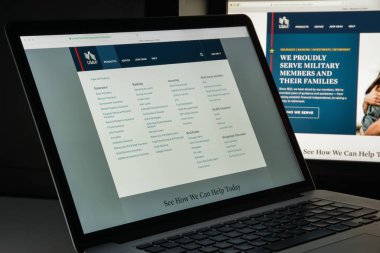 Milan, İtalya Usaa 10 Ağustos 2017:-Web sitesi ana. Bir T.