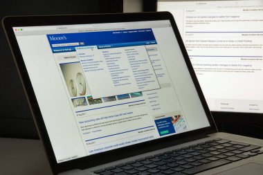Milan, İtalya - 10 Ağustos 2017: Moody'leri Web sitesi ana. a