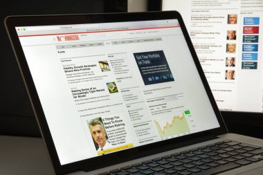 Milan, İtalya - 10 Ağustos 2017: Morningstar Web sitesi ana. Mo