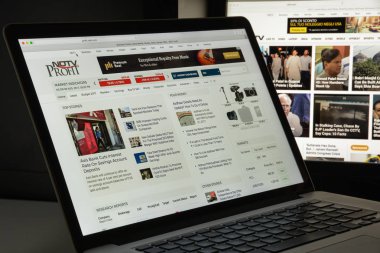 Milan, İtalya - 10 Ağustos 2017: Dandun Web sitesi ana. Bu bir 