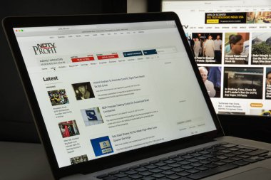 Milan, İtalya - 10 Ağustos 2017: Dandun Web sitesi ana. Bu bir 