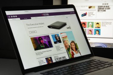 Milan, İtalya - 10 Ağustos 2017: Kablolu Web sitesi ana. Bu bir 