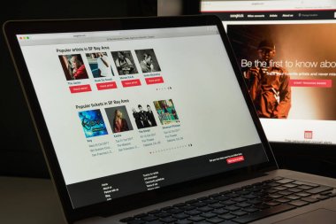 Milan, İtalya - 10 Ağustos 2017: Songkick Web sitesi ana. Bu