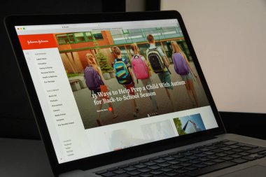 Milan, İtalya - 10 Ağustos 2017: J ve J Web sitesi ana. A