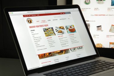 Milan, İtalya - 10 Ağustos 2017: Kral Arthur Flour Web sitesi homepa