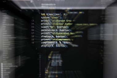 Ekran geliştirmek gerçek c / c ++ kodu. Programlama iş akışı abstrac