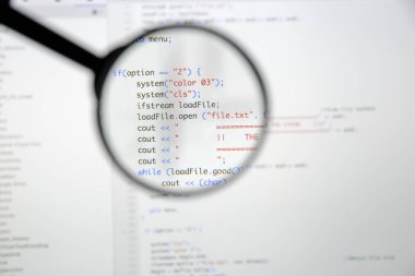 Ekran geliştirmek gerçek c / c ++ kodu. Programlama iş akışı abstrac