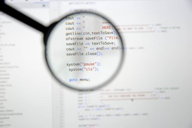 Ekran geliştirmek gerçek c / c ++ kodu. Programlama iş akışı abstrac
