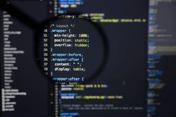 Реальний екран розробки коду css. Програмування робочого процесу абстрактний аль — стокове фото