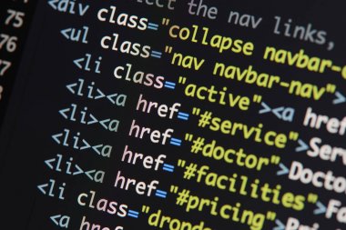Gerçek Html kodu gelişmekte olan ekran. Programlama iş akışı soyut bir