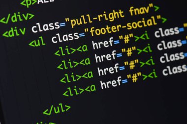 Gerçek Html kodu gelişmekte olan ekran. Programlama iş akışı soyut bir