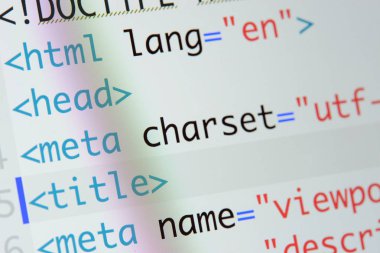 Gerçek Html kodu gelişmekte olan ekran. Programlama iş akışı soyut bir