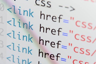 Gerçek Html kodu gelişmekte olan ekran. Programlama iş akışı soyut bir