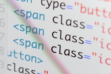 Gerçek Html kodu gelişmekte olan ekran. Programlama iş akışı soyut bir