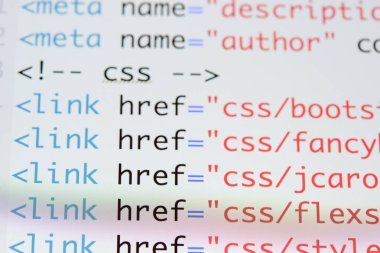 Gerçek Html kodu gelişmekte olan ekran. Programlama iş akışı soyut bir