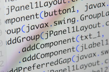 Gerçek Java kodu gelişmekte olan ekran. Programlama iş akışı soyut algoritma kavramı. Java kod görünür satır .