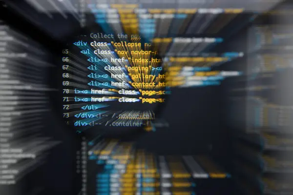 Gerçek Html kodu gelişmekte olan ekran. Programlama iş akışı soyut bir