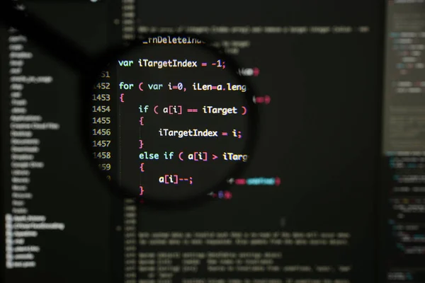 Igazi Java Script kódot fejlődő képernyő. A programkészítés munkafolyamat abs — Stock Fotó